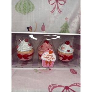 VALENTINES DAY Coquette Bow Cupcakes